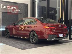 بي ام دبليو الفئة 7